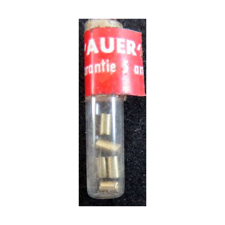 5 pierres à briquet "AUER" dans son tube en verre