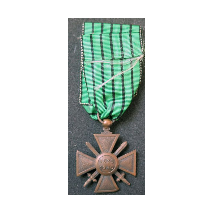 FRANCE : croix de guerre de l'État français (Vichy) 1939-1940 en bronze avec ruban 2 citation (palme et étoile de bronze)