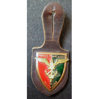 FFA : Insigne métallique des forces françaises en allemagne de fabrication Drago  sur cuir