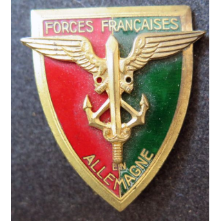 FFA : Insigne métallique des forces françaises en allemagne de fabrication Mardini