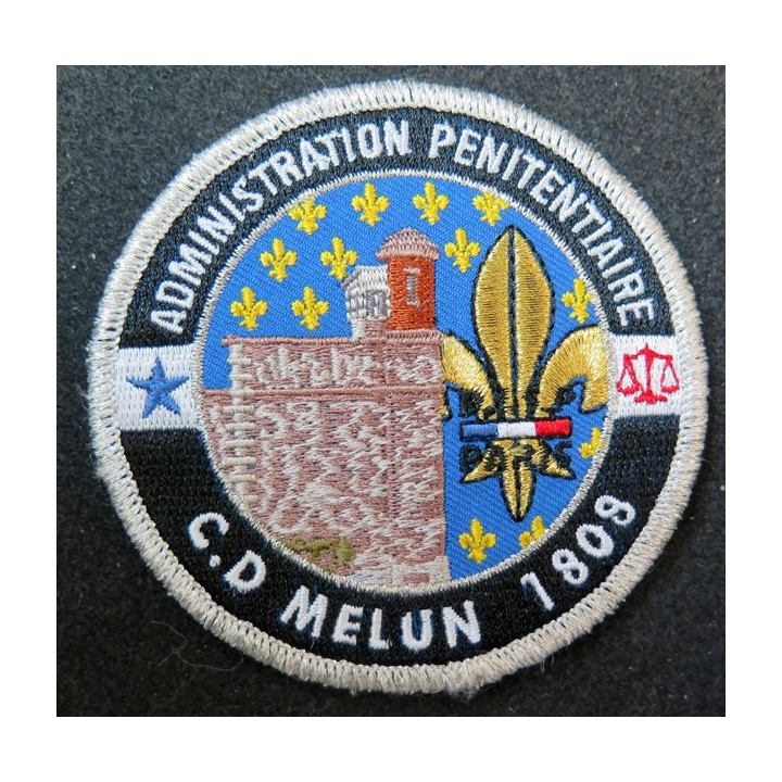 Insigne tissu de l'administration pénitentiaire de CD Melun sur scratch