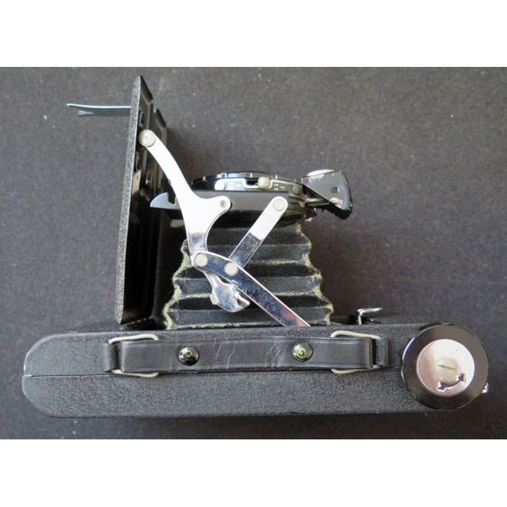 Appareil photo Kershaw Eight 20 Penguin à soufflet dans son étui cuir