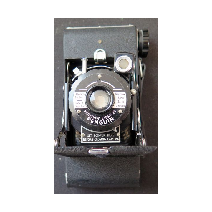 Appareil photo Kershaw Eight 20 Penguin à soufflet dans son étui cuir