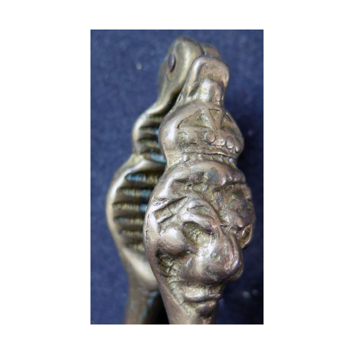 Casse noix en bronze tête de lion 14,5 cm de hauteur Vintage