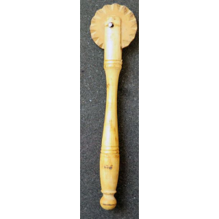 Roulette à pâte en buis 13 cm de longueur