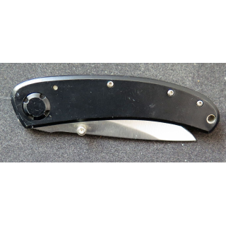 Couteau à cran d'arrêt en acier manche en bakélite noire longueur repliée 11 cm