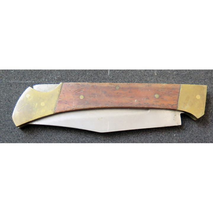Couteau pakistanais à cran d'arrêt en inox manche en bois et laiton longueur repliée 12 cm