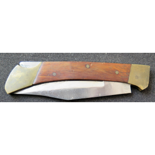 Couteau pakistanais à cran d'arrêt en acier inox manche en bois et laiton longueur repliée 12 cm