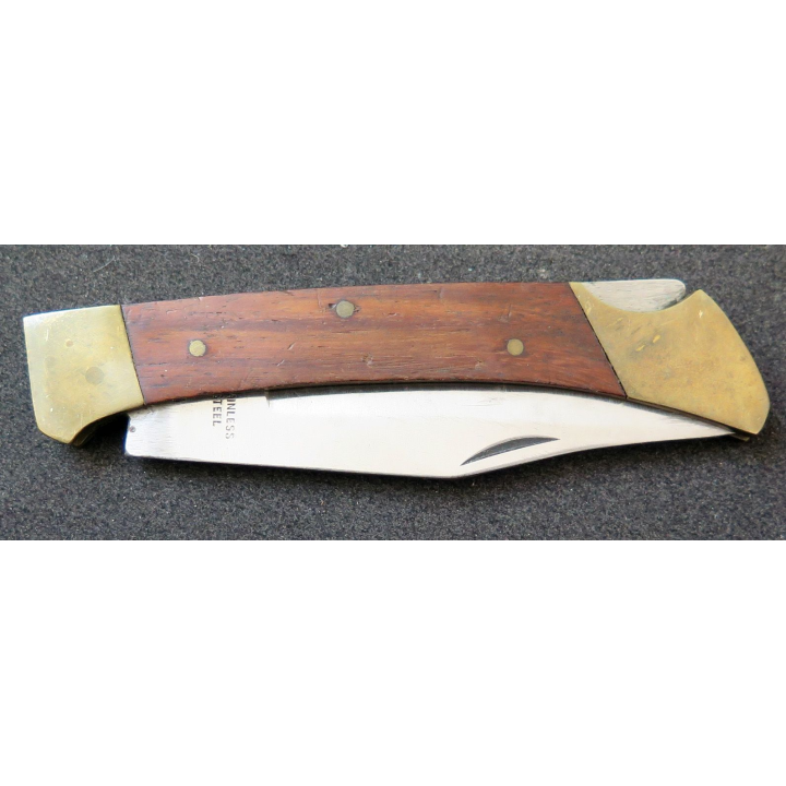 Couteau pakistanais à cran d'arrêt en acier inox manche en bois et laiton longueur repliée 12 cm