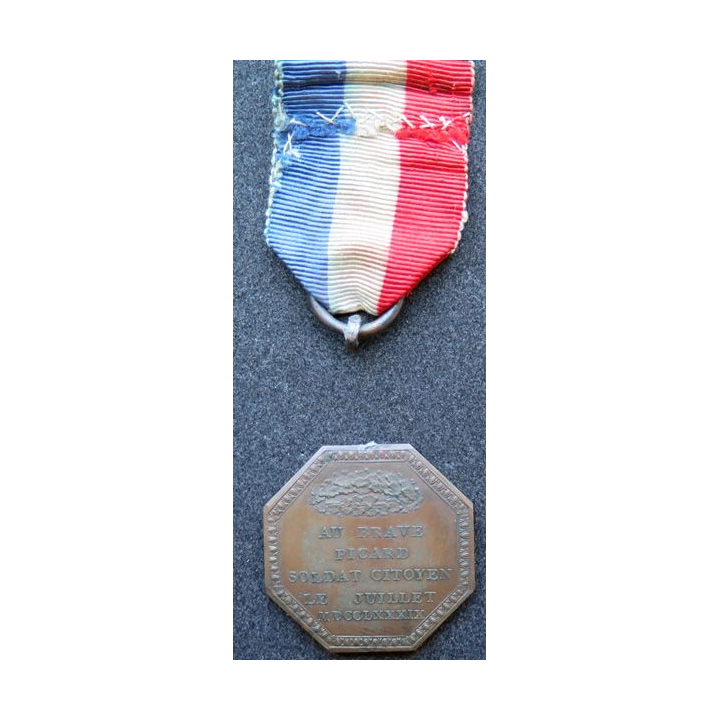 FRANCE : médaille de sauvetage de la ville de Lorient pour le brave Picard 1789