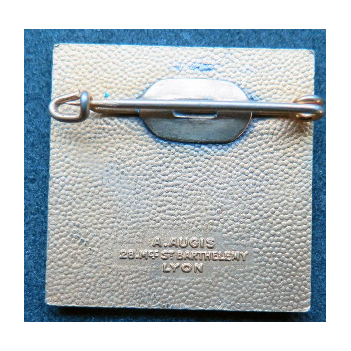 CAPUCINE : insigne du Dragueur 322 Capucine fabrication Augis en émail