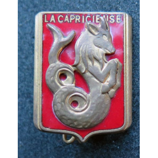 LA CAPRICIEUSE :  insigne de l'Aviso Dragueur La Capricieuse Drago Olivier Métra en émail