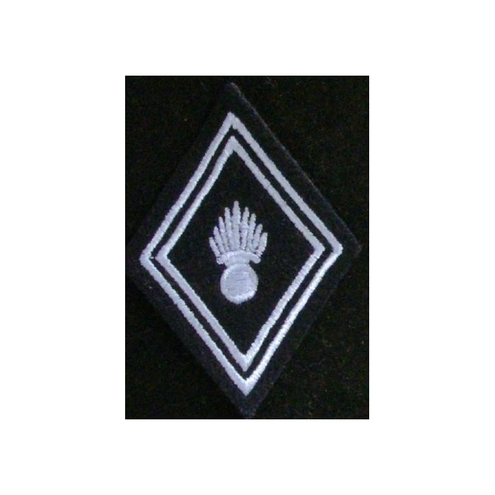 LOSANGE DE BRAS MODÈLE 45 : RÉGIMENT ABC DE HUSSARDS TROUPE