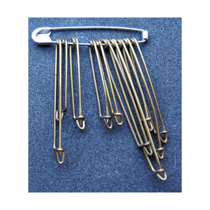 MILITARIA : lot de 10 épingles en laiton de dimensions variées Grandes tailles