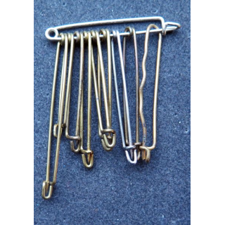 MILITARIA : lot de 10 épingles en laiton de dimensions variées