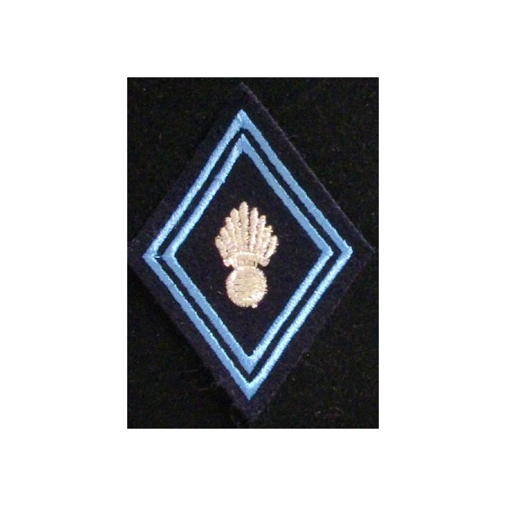 LOSANGE DE BRAS MODÈLE 45 : RÉGIMENT ABC DE HUSSARDS CADRE