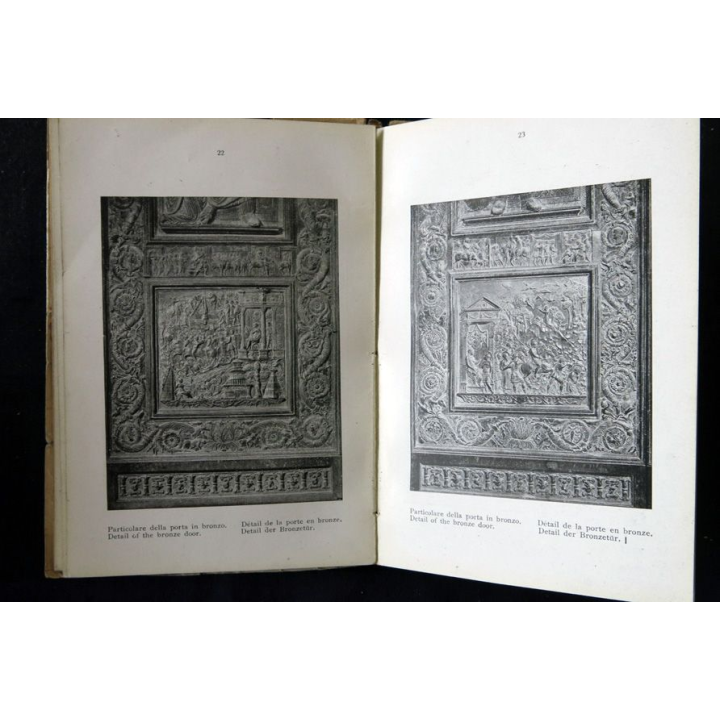 Saint Peter and the Vatican II° édition Text by G. Govone édité par E. Bonomi Editore (1914)