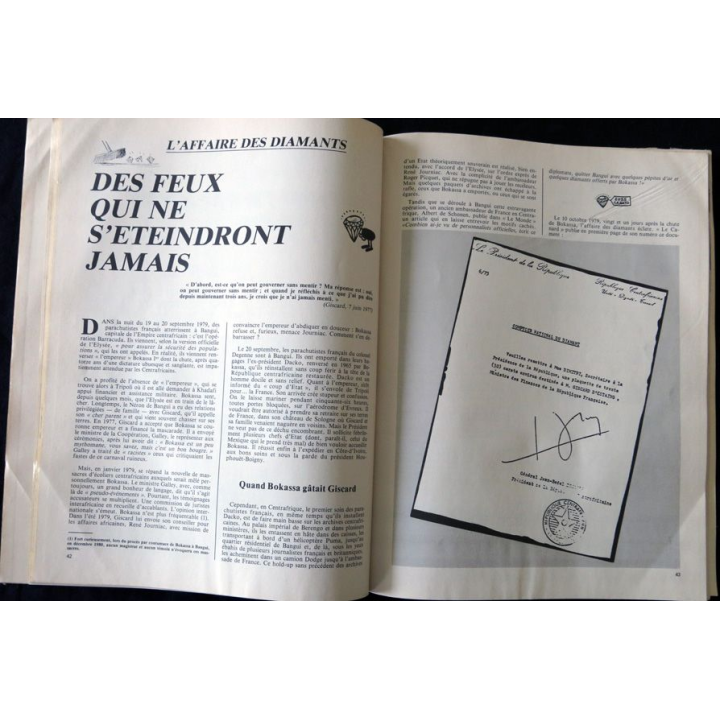 Les dossiers du canard : Giscard la monarchie contrariée Imprimerie de Montsouris