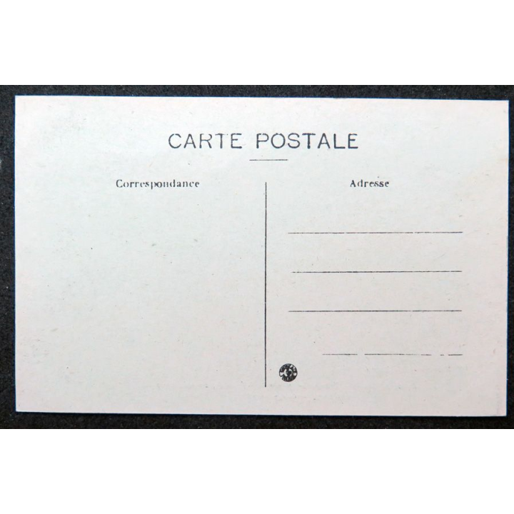 Carte postale BOURG du retour du 23° RI le 10 août 1919 Rue du Quatre Septembre 