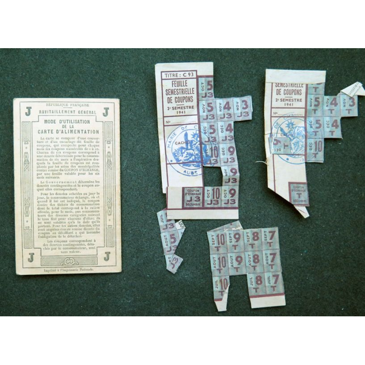 Carte individuelle d'alimentation 1940 avec timbres de rationnement 1941