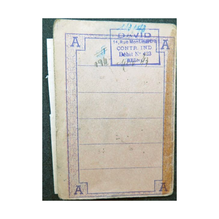 Carte individuelle d'alimentation 1943 avec timbres 1944 