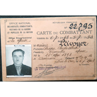 Carte de Combattant attribuée à M. Lavoyer en 1948