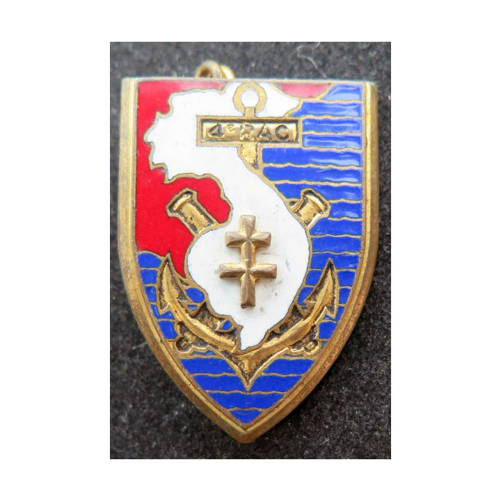 4° RAC : insigne métallique du 4° régiment d'artillerie coloniale Drago Olivier Métra émail