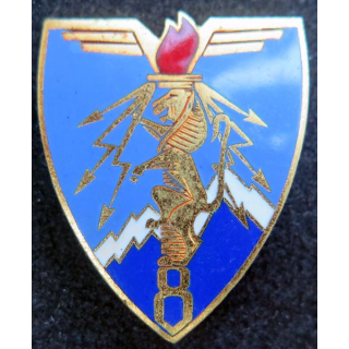 8° RM : 8° région militaire de fabrication Augis G. 1308 émail attache non conforme