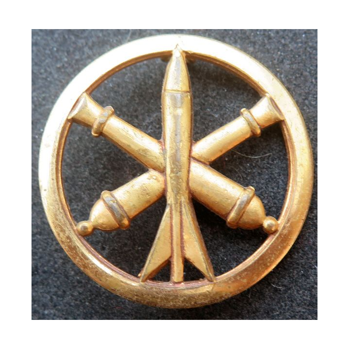 ARTILLERIE : insigne de béret de l'Artillerie de fabrication Beraudy-Vaure