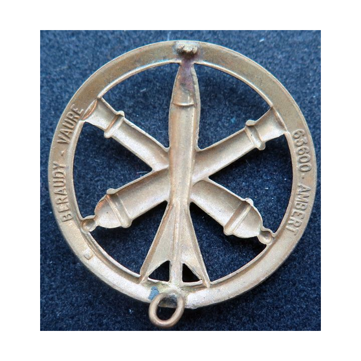 ARTILLERIE : insigne de béret de l'Artillerie de fabrication Beraudy-Vaure