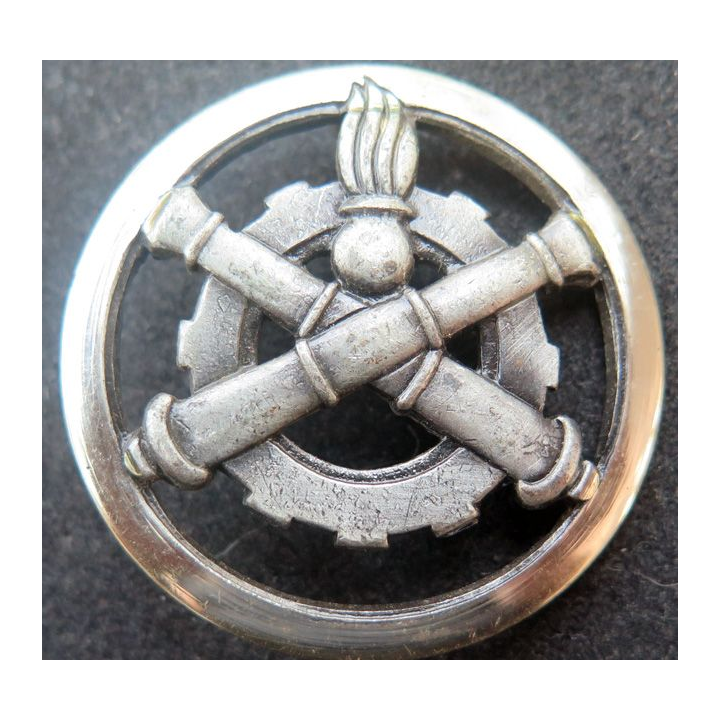 MATERIEL : Insigne de béret du matériel sans nom de fabricant