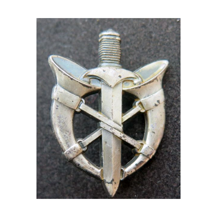 POSTES AUX ARMÉES : insigne de béret de la poste aux armées sans nom de fabricant