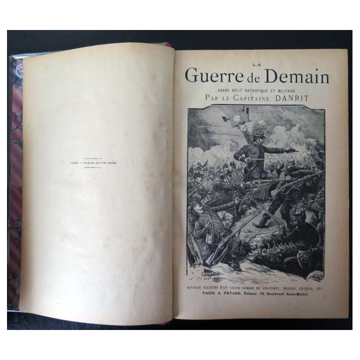 Vieux livres : Guerre de Demain TOME 2 CAPITAINE DANRIT FAYARD