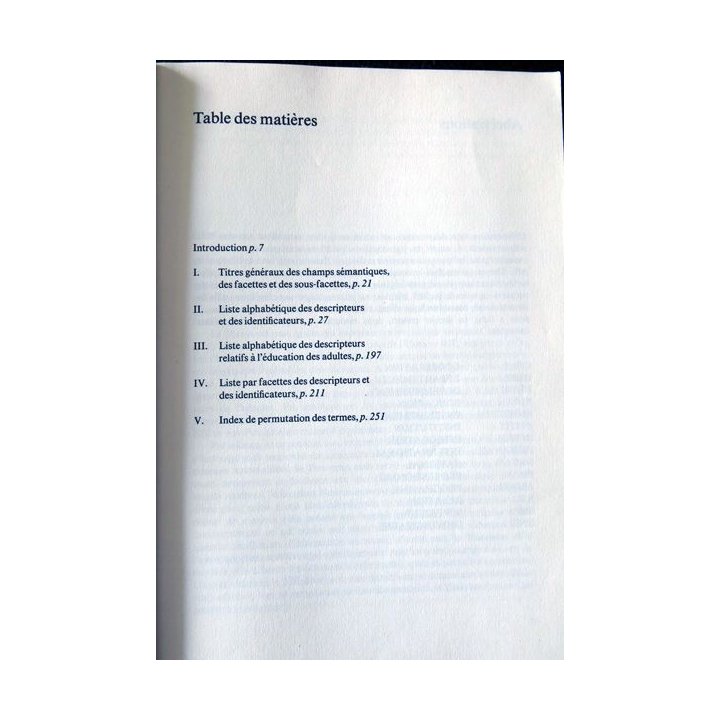 Thesaurus de l'éducation Unesco : BIE, édité par Ibedata UNESCO