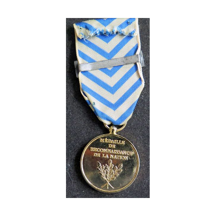 FRANCE : médaille de reconnaissance de la Nation avec barrette Indochine en métal doré