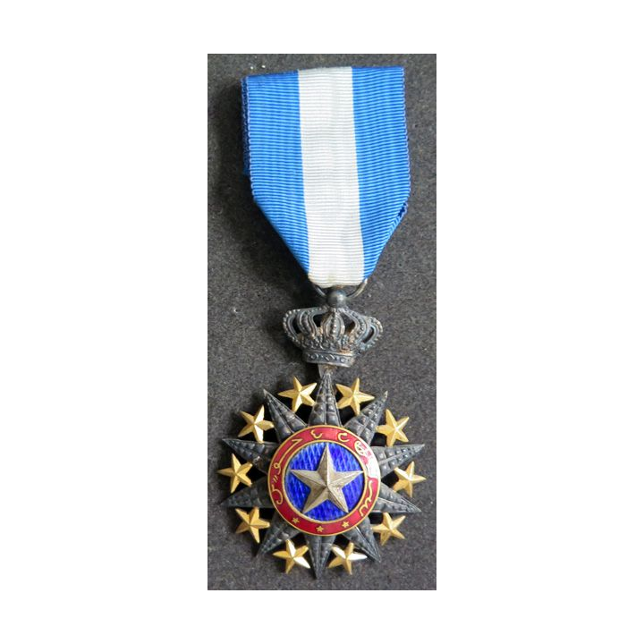 DJIBOUTI : Ordre de chevalier du Nichan El Anouar en argent et en émail