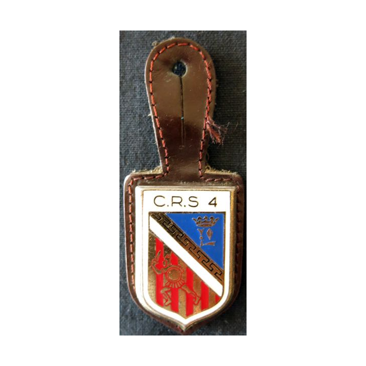 CRS 4 : insigne de la compagnie républicaine de sécurité n° 4 de Lagny-sur-Marne, fabrication Drago Paris