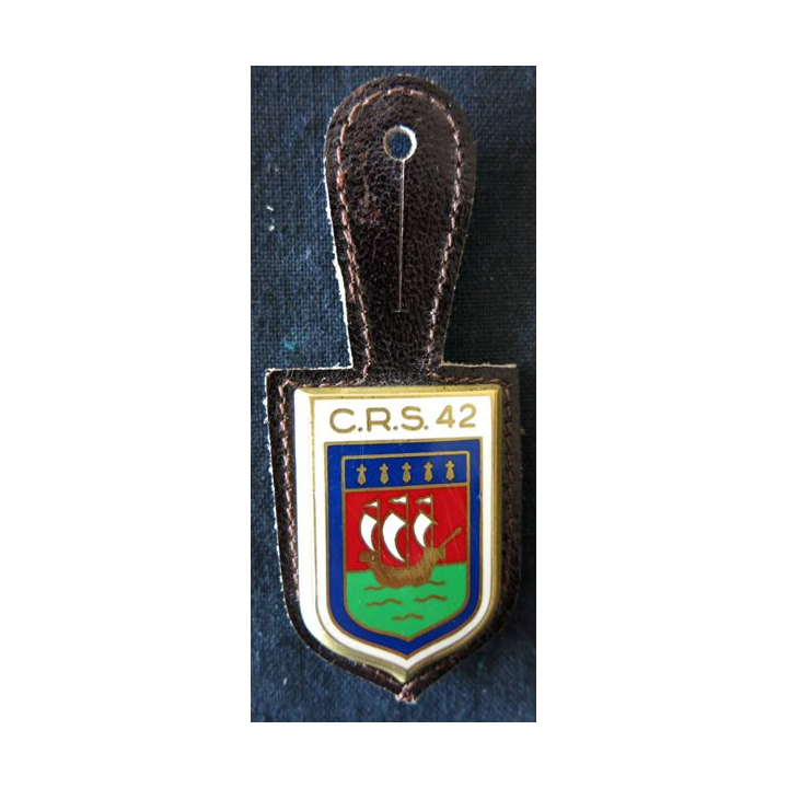 CRS 42 : insigne de la compagnie républicaine de sécurité n° 42 de Saint-Herblain, fabrication Drago Paris