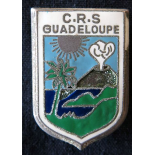 CRS GUADELOUPE : insigne métallique en émail de la compagnie républicaine de sécurité de La Guadeloupe, fabrication Drago Paris