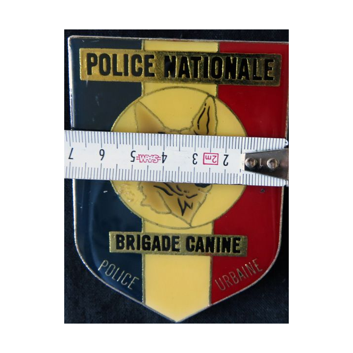 POLICE : insigne métallique de la brigade canine  de la Police urbaine frabricant non mentionné