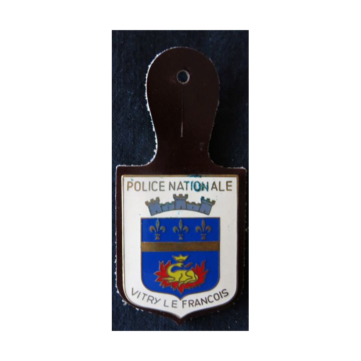 POLICE : insigne métallique de la police nationale de Vitry Le François de fabrication Fraisse Paris