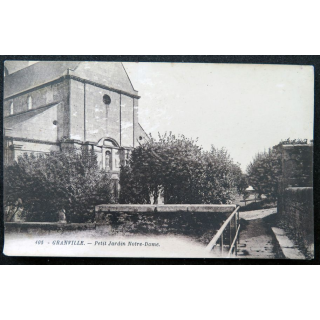 Carte postale 105 Grandville Petit jardin Notre Dame