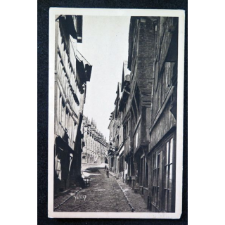 Carte postale 17 Normandie Lisieux Vieilles Maisons de la Rue aux Fèves