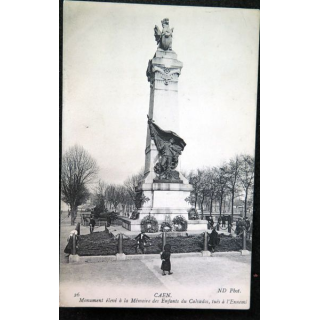 Carte postale 26 Caen Monument élevé à la mémoire des Enfants du Calvados tués à l'Ennemi