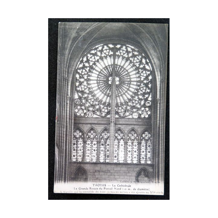 Carte postale Troyes La Cathédrale La Grande Rosace du Portail Nord (10 m de diamètre)