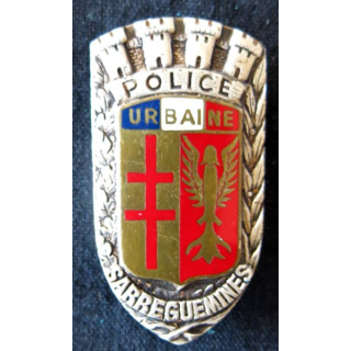 POLICE : insigne métallique de la Police urbaine de Sarreguemines de  fabrication Drago Paris