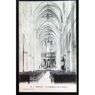 Carte postale 56 Troyes La Cathédrale (Nef et Choeur)