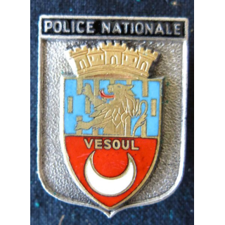 POLICE : insigne métallique de la Police nationale de la ville de Vesoul de  fabrication FIA