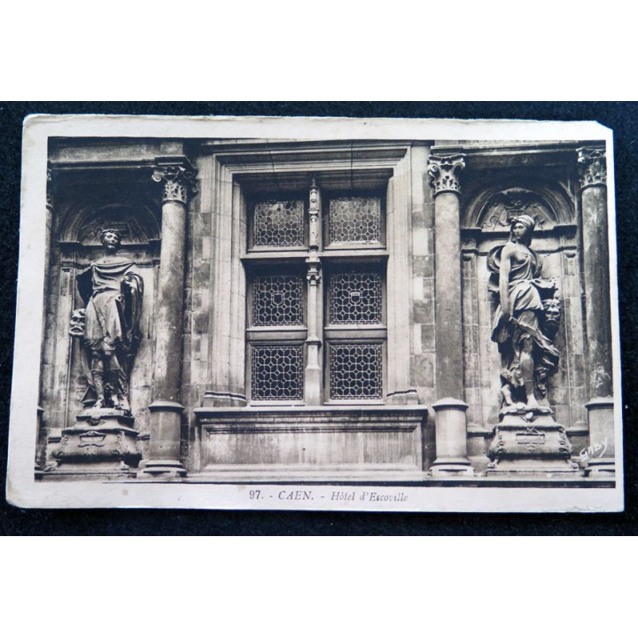 Carte postale 97 Caen Hôtel d'Escoville