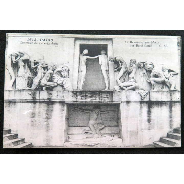 Carte postale 1613 Paris Cimetière du Père Lachaise Le monument aux morts par Bartholomé